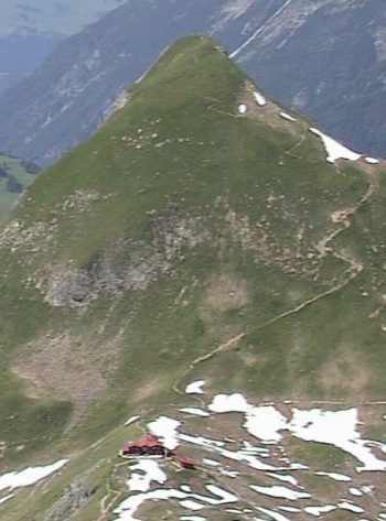 Memminger Hütte mit dem Hausberg (Seekogel)