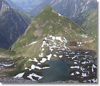 Die Memminger Hütte, der Seekogel (Hausberg) sowie der Untere Seewisee