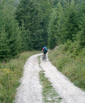 Ein Fahrradfahrer